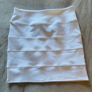 Topshop white bandage mini skirt. NWT. Size 6. Ashley Olsen vibes.